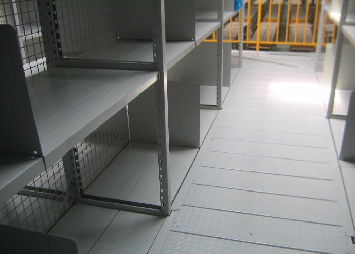 Estante de varias filas del entresuelo de la estructura de acero para el almacenamiento industrial de Warehouse