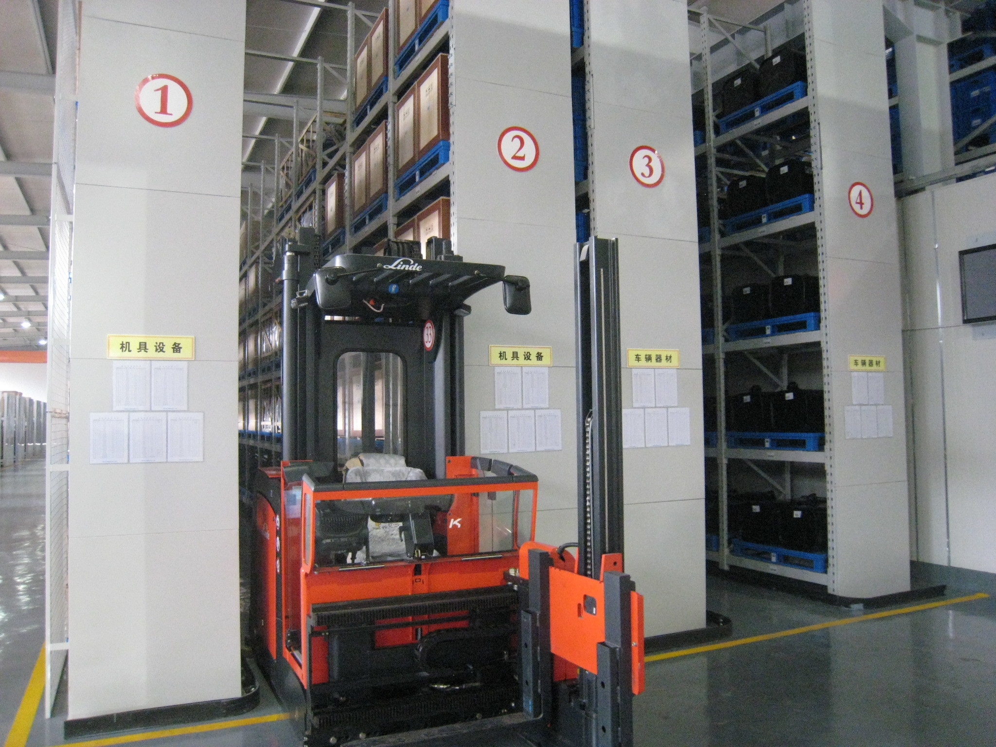 Sistema automático del almacenamiento y de recuperación de la protección contra la corrosión con el tormento de la plataforma